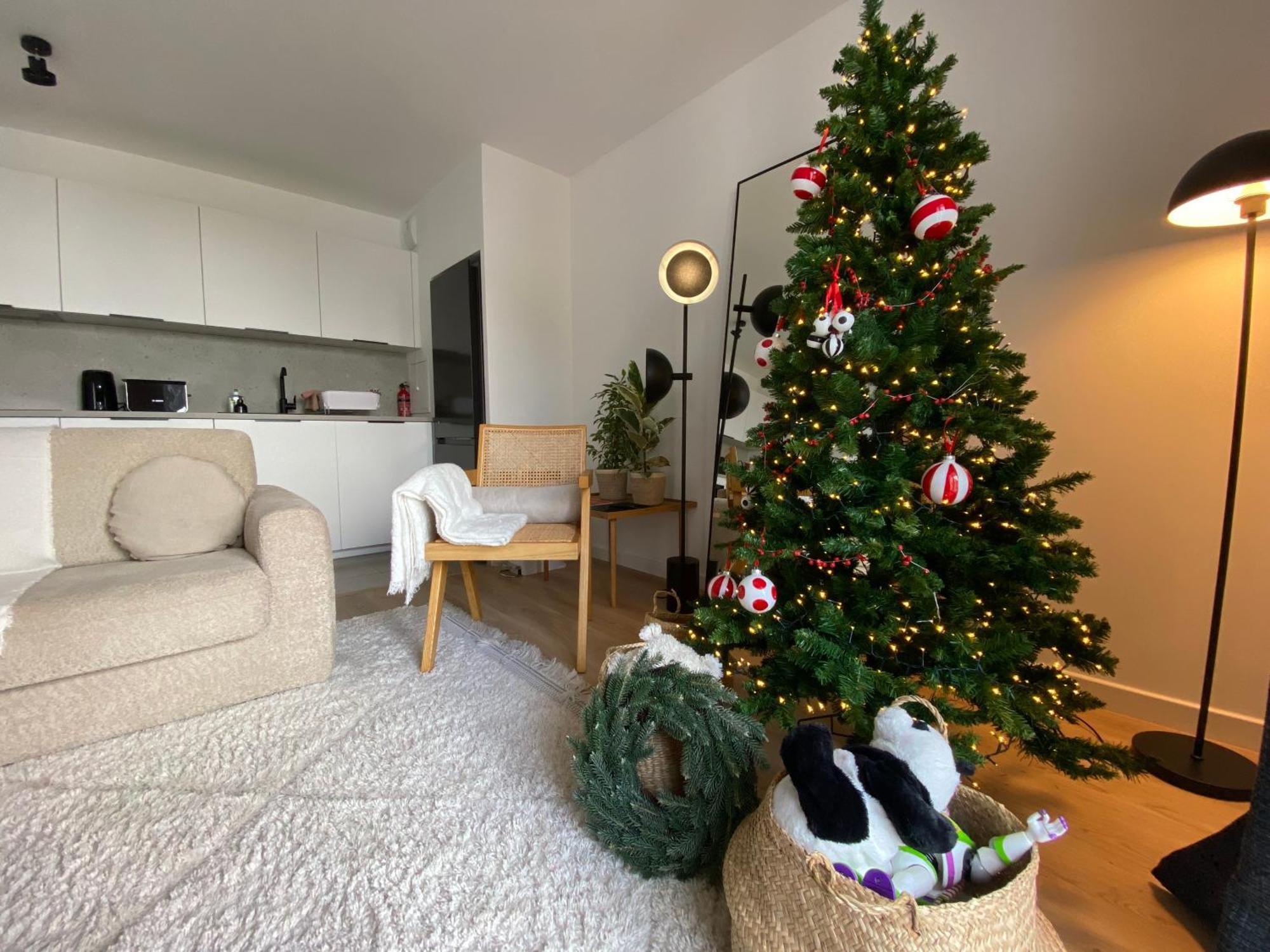 Appartamento Disneyland Minimalist Lifestyle - 5 Pax Serris Esterno foto