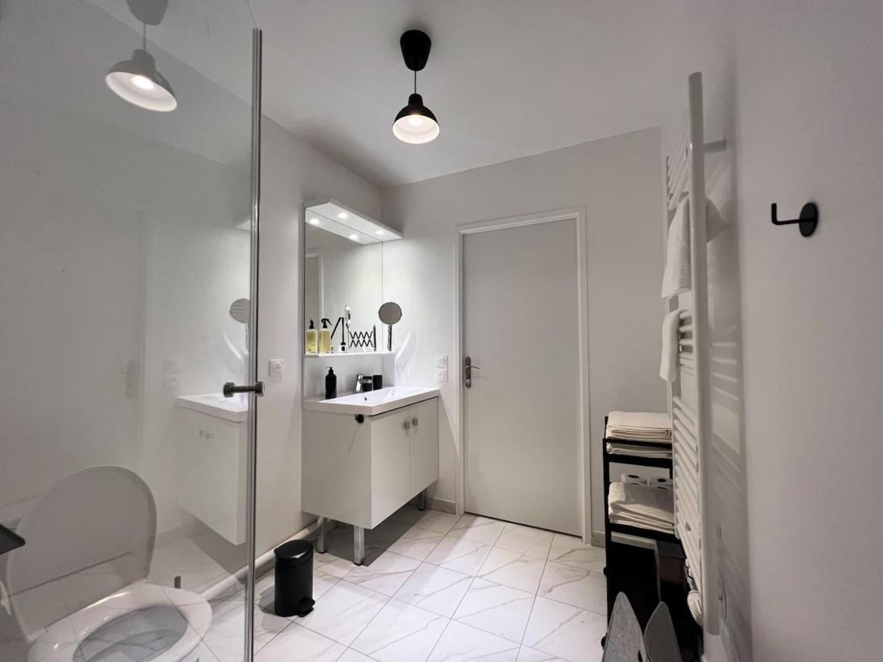 Appartamento Disneyland Minimalist Lifestyle - 5 Pax Serris Esterno foto